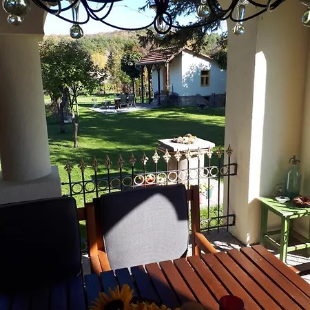 Holiday home Patak Ueduelohaz