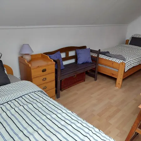 Patak Ueduelohaz Holiday home Nagyvisnyo
